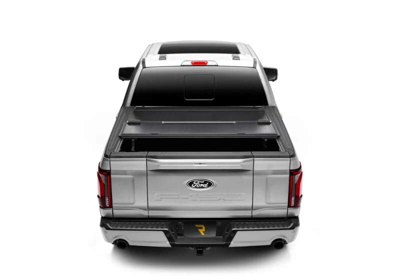 BAK 99-07 Ford Super Duty 8ft Bed BAKFlip G2