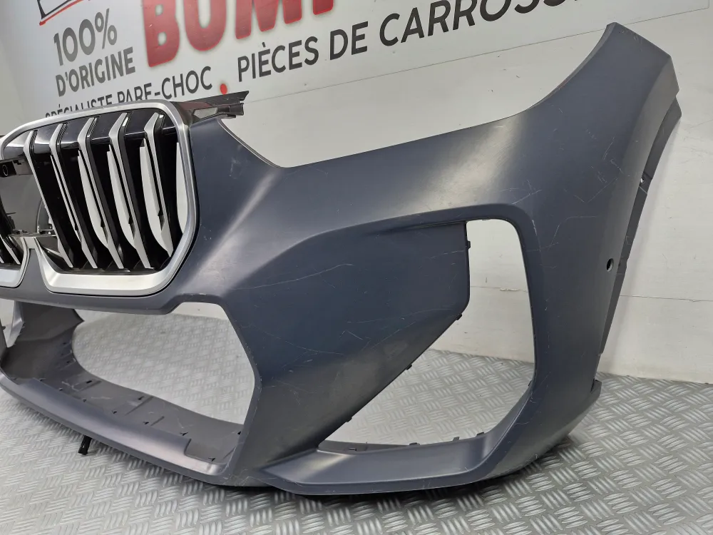 Etupuskuri BMW X1 (U11) M-paketti (alkaen 10/2022) - Uusi alkuperäinen