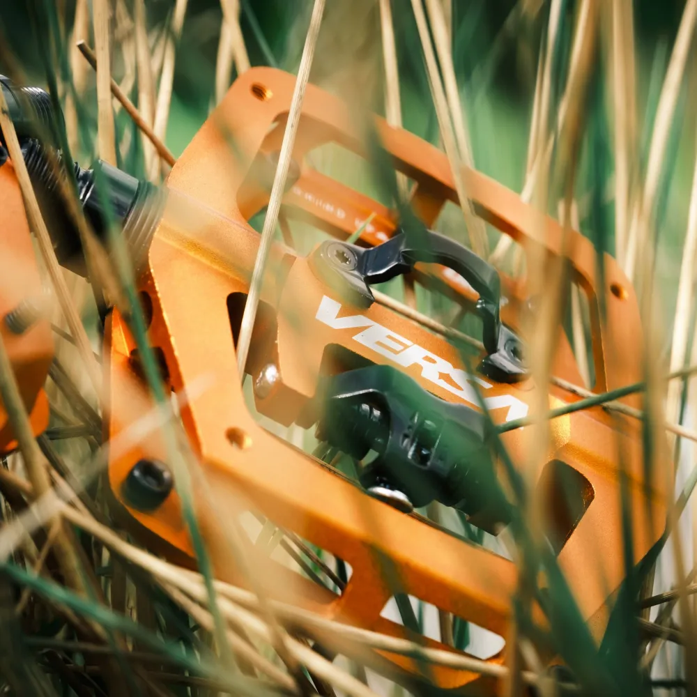 Litteät / autopolkimet DMR VERSA Oranssi