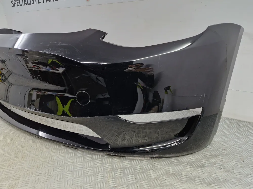 Käytetty Tesla Model Y etupuskuri