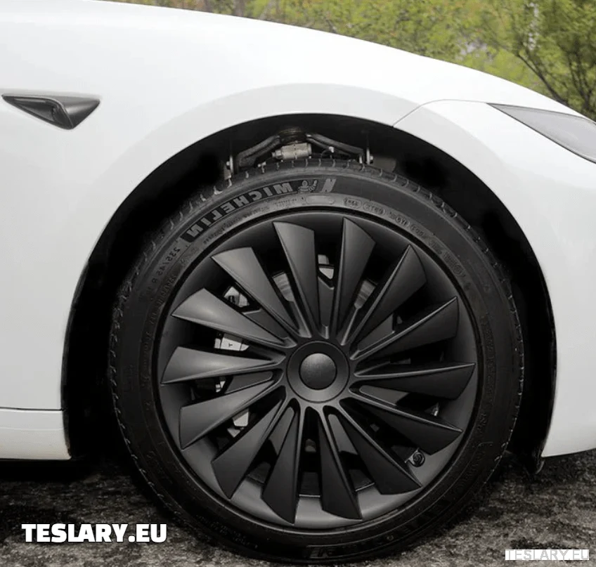 Tesla Model 3+ Highland 18" Blade Style -pyöränkapselit - mattamusta