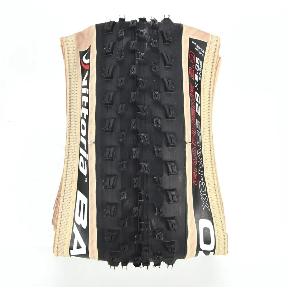 VITTORIA BARZO XC RACE 29x2.35 4C Graphene 2.0 Tubeless Ready Soft Musta/Beige -rengas