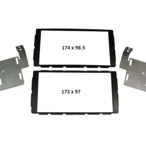 21CT23NS21 2-DIN Kehys Nissaniin
