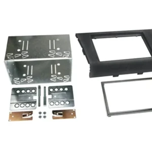 21CT23SZ02 2-DIN Kehys Suzuki Swiftille 2005-2010